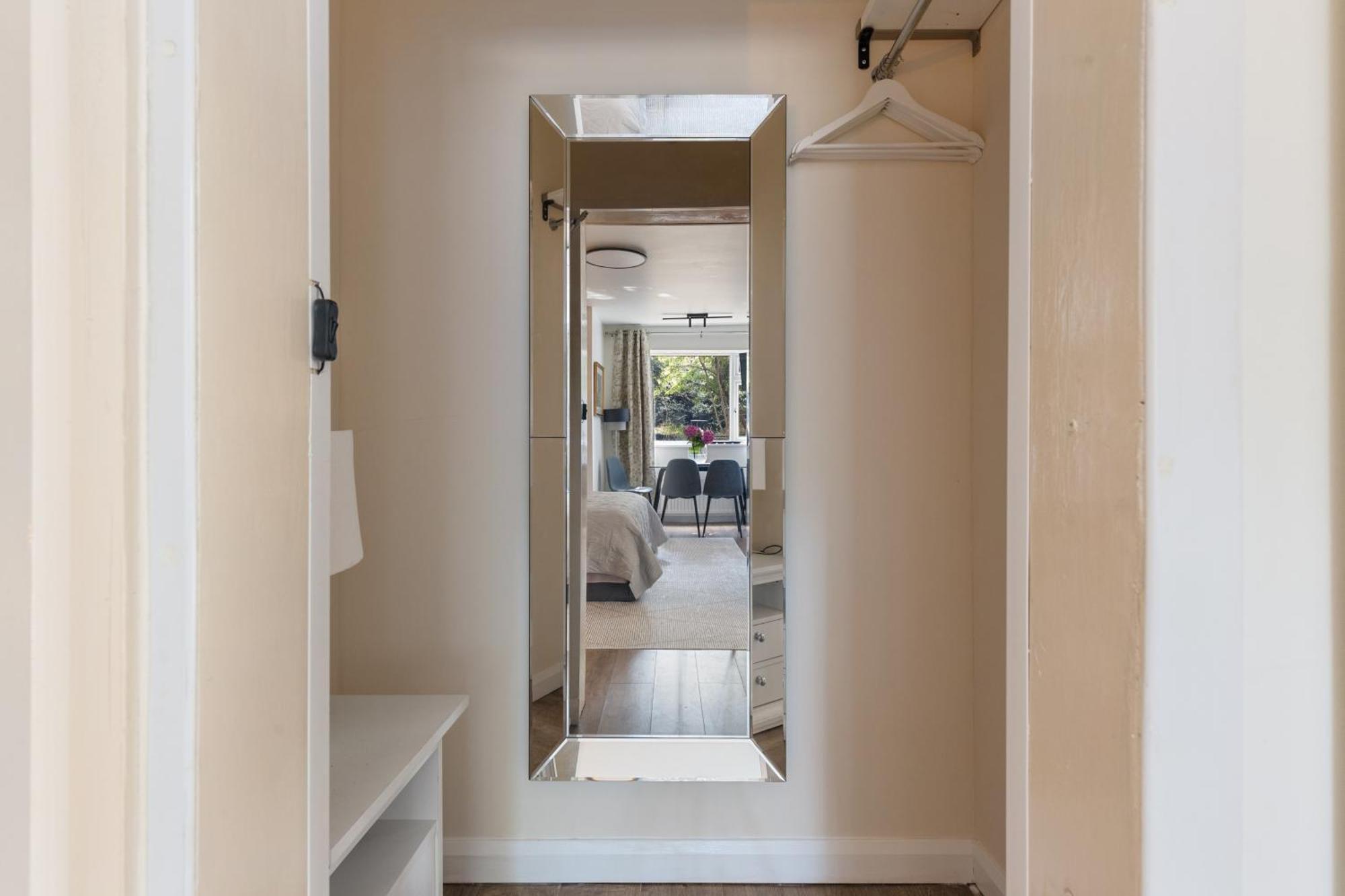 King Studio Apartment With Garden And Parking Ealing Exterior foto